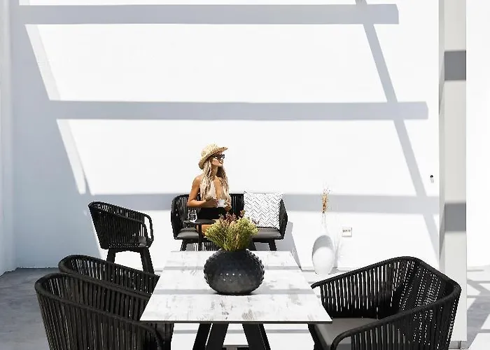 Phos The Boutique Hotel